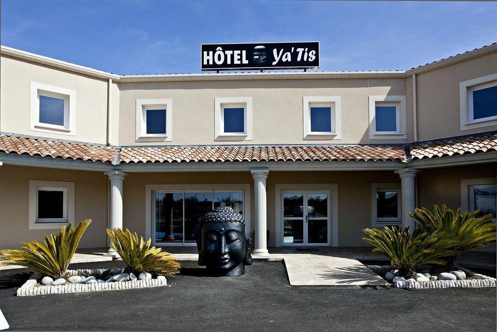 Le Ya'Tis Hotel Saint-Laurent-des-Arbres Eksteriør billede